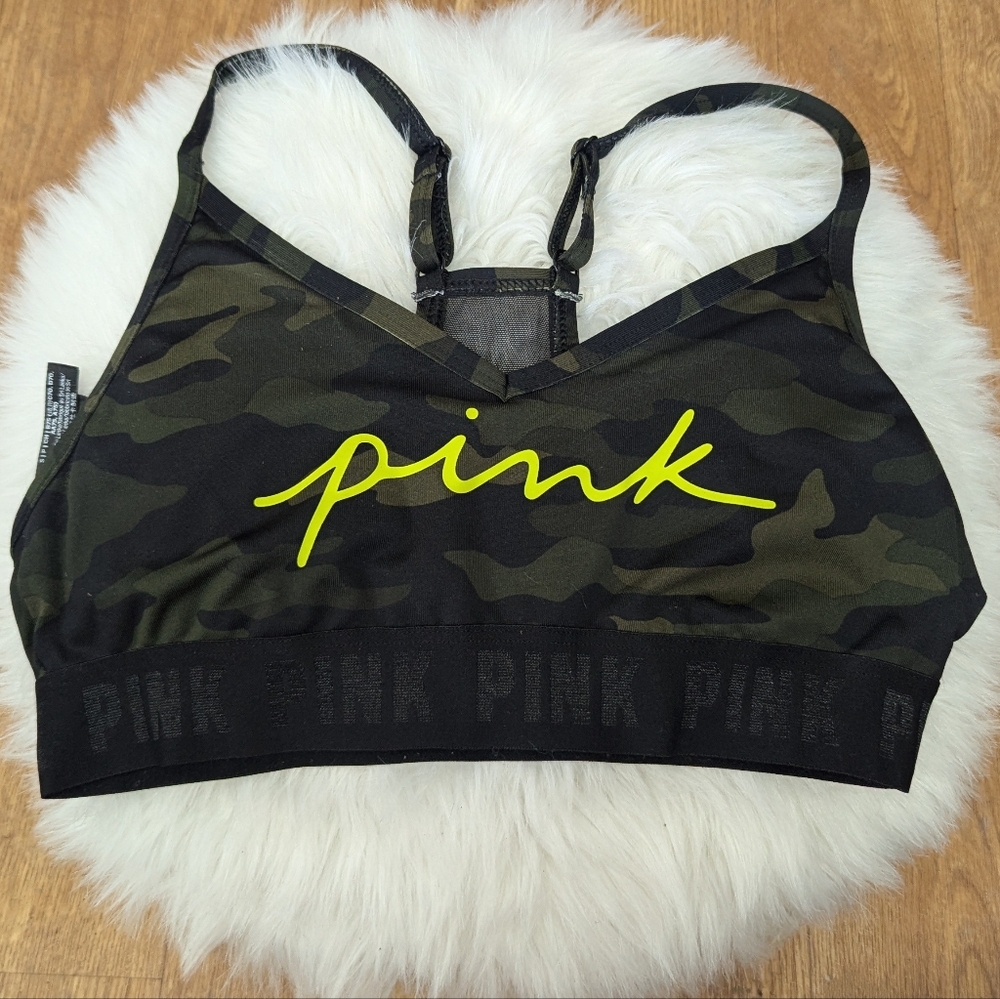 PINK Victoria's Secret Active Ultimate Lightly Lined Sports Bra Camo - Picture 1 of 1